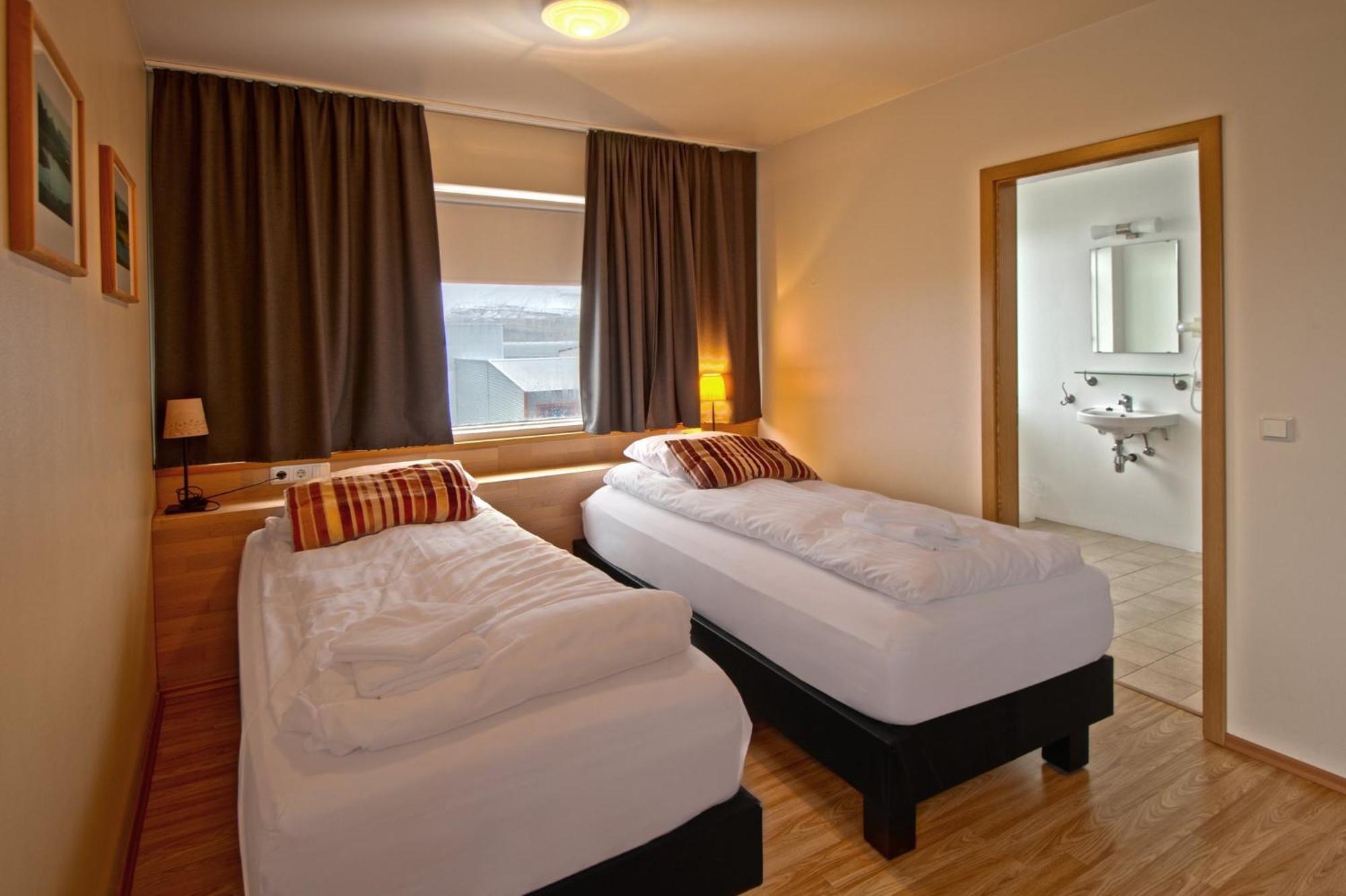 Hotel Post Breiddalsvik Экстерьер фото