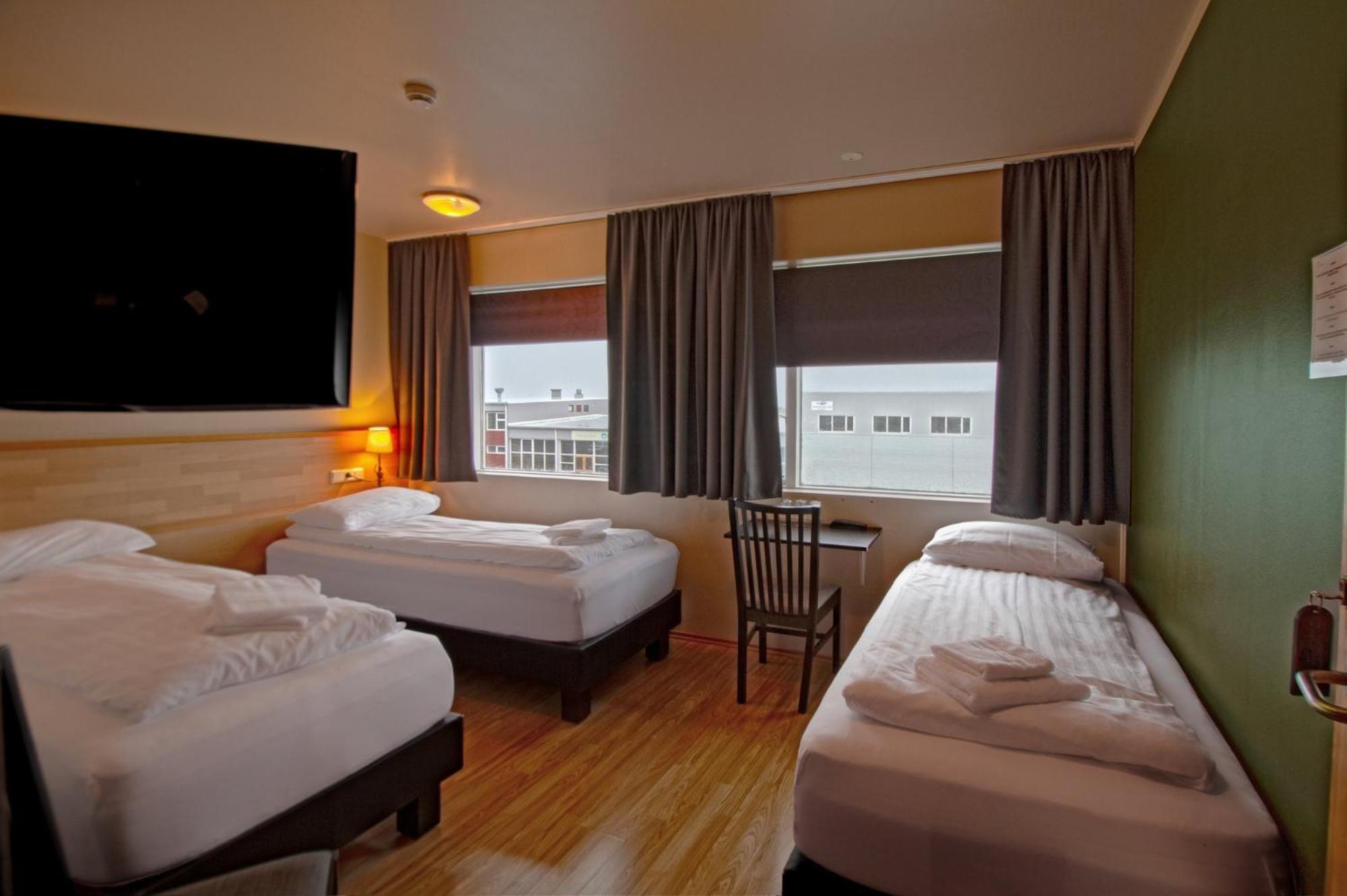 Hotel Post Breiddalsvik Экстерьер фото