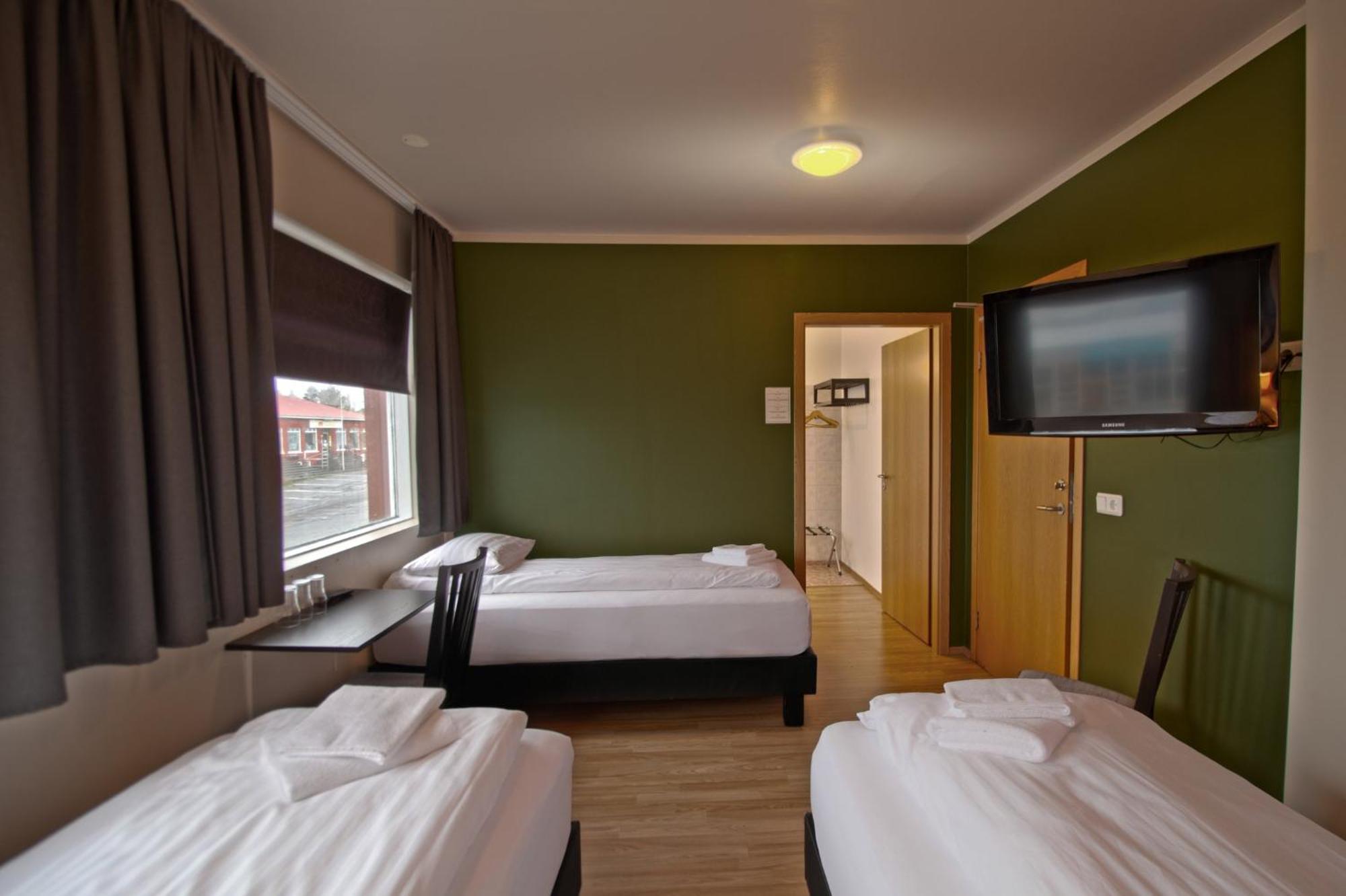Hotel Post Breiddalsvik Экстерьер фото