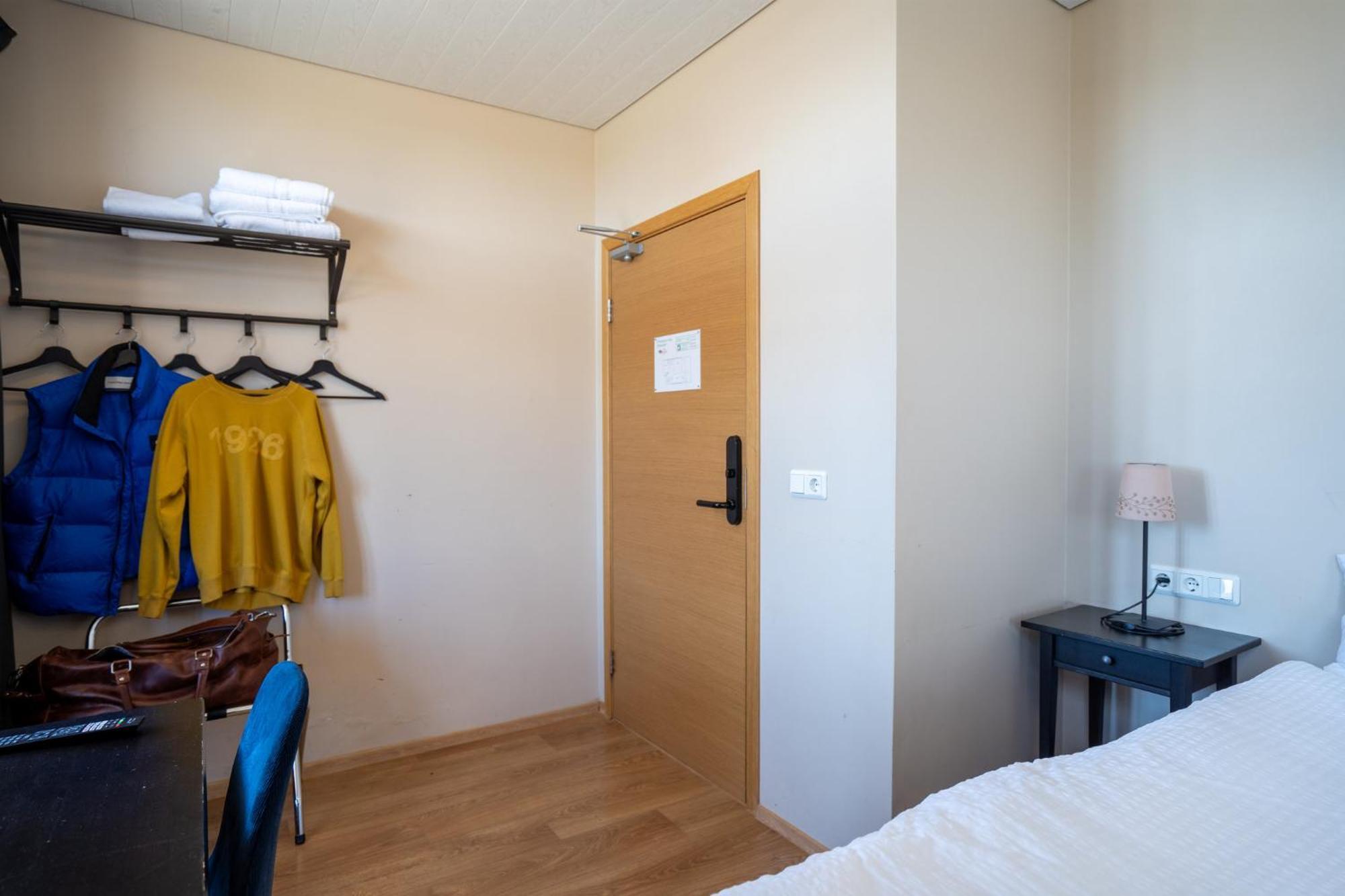 Hotel Post Breiddalsvik Экстерьер фото