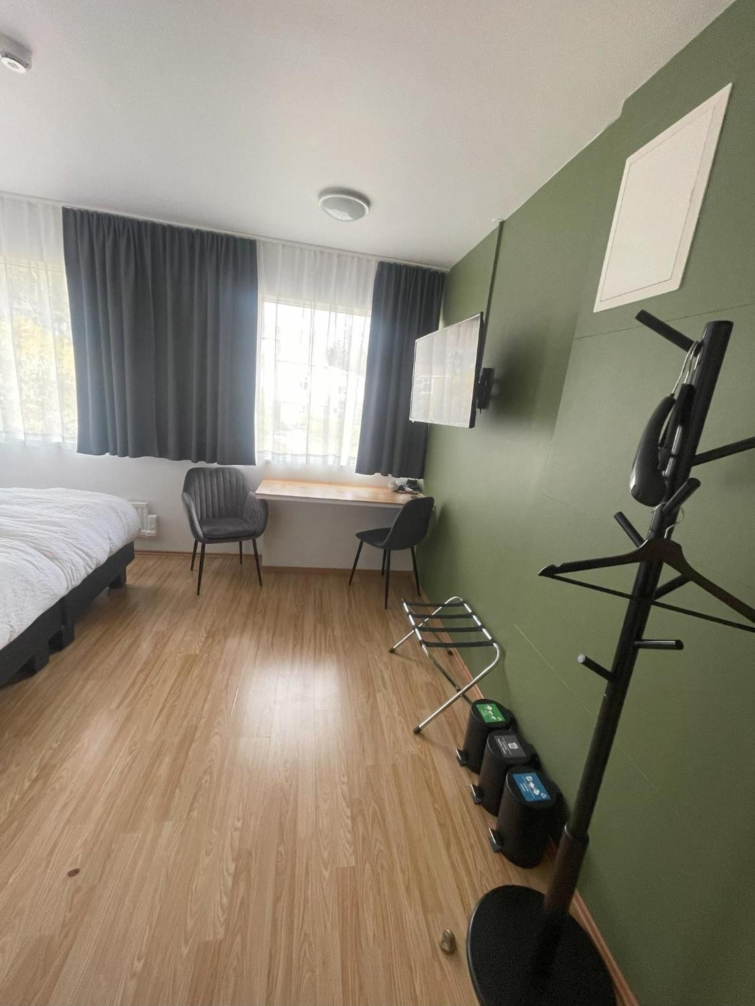 Hotel Post Breiddalsvik Экстерьер фото